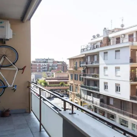 아파트 House - Via Boccea - Too *