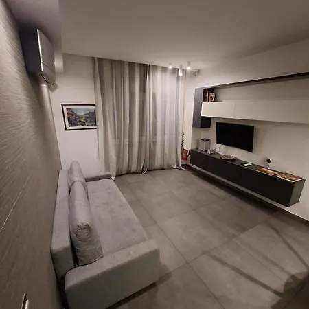 House - Via Boccea - Too 아파트
